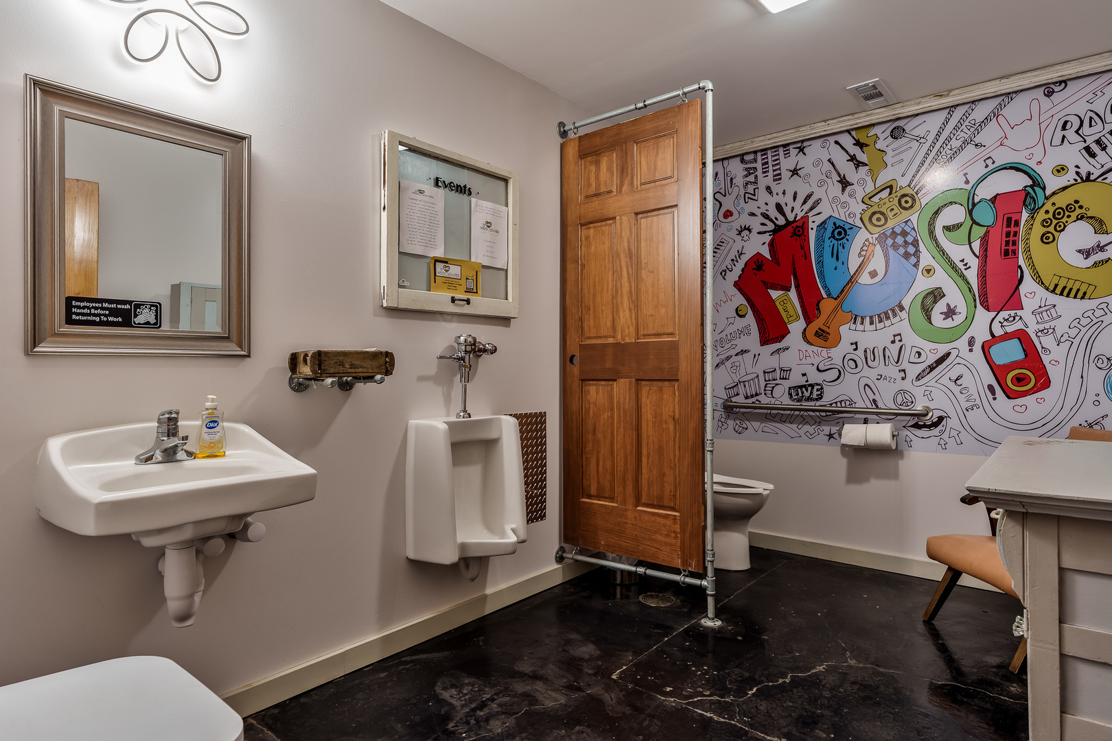 662 Park Avenue Property Photo 26