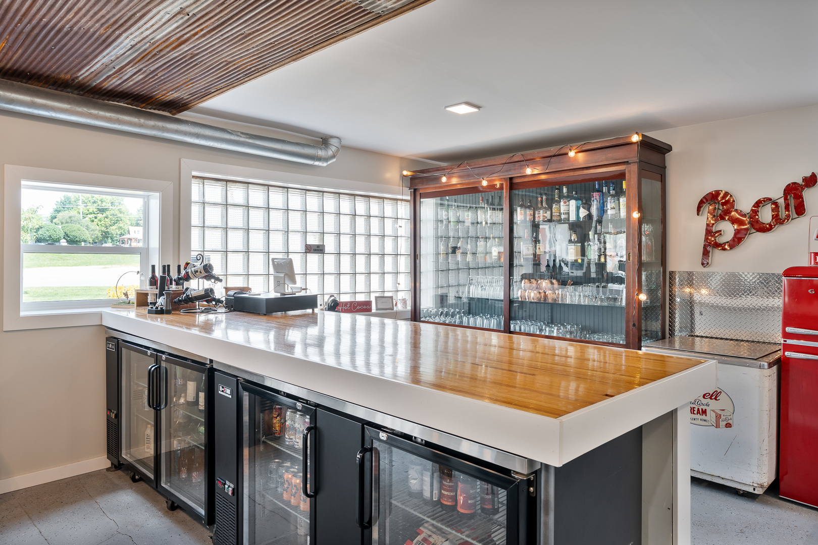 662 Park Avenue Property Photo 44