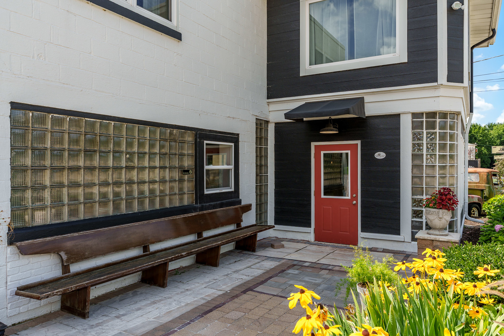 662 Park Avenue Property Photo 83