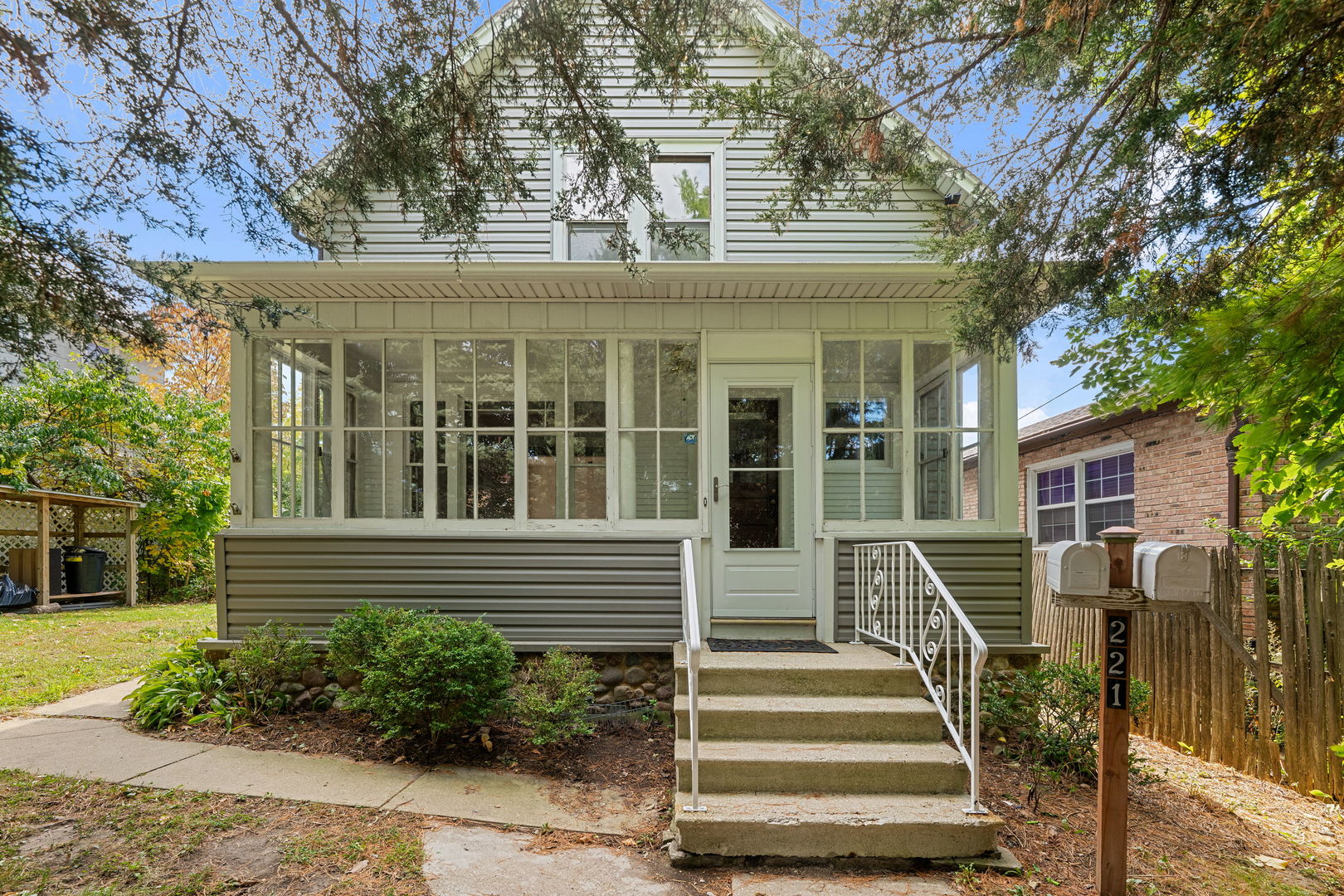 221 Burchell Avenue Property Photo 1