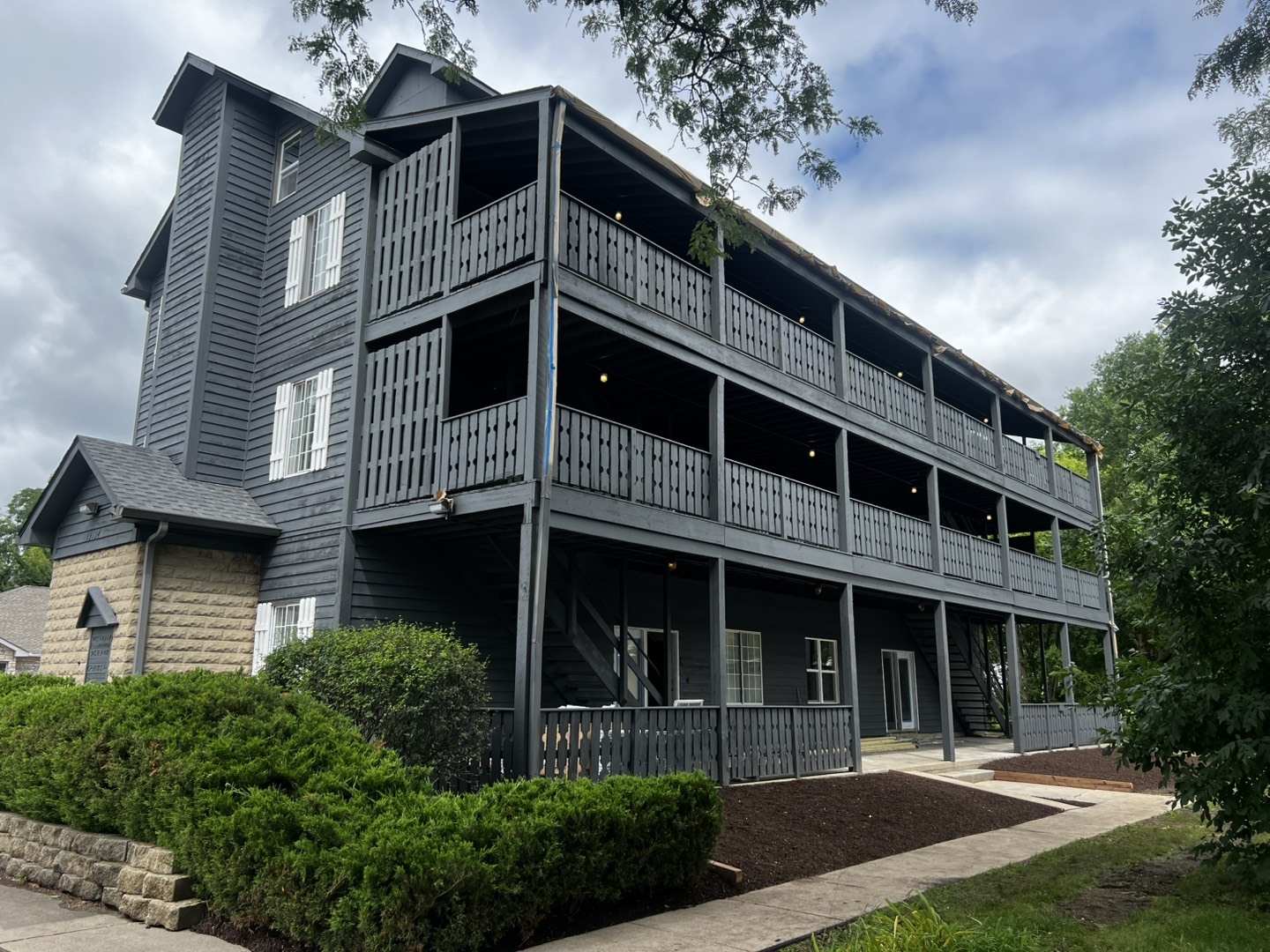 10102 Main Street 2a Property Photo 1