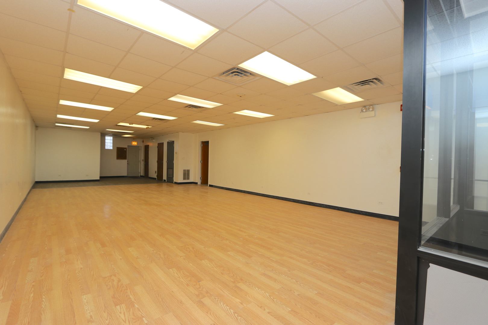 5361 W North Avenue Property Photo 3