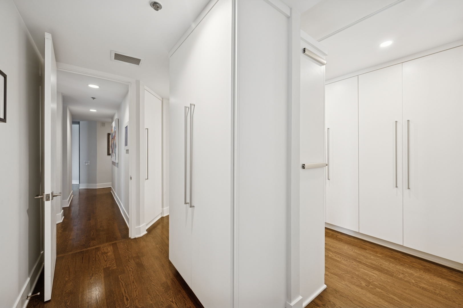 950 N Michigan Avenue 3705 Property Photo 25