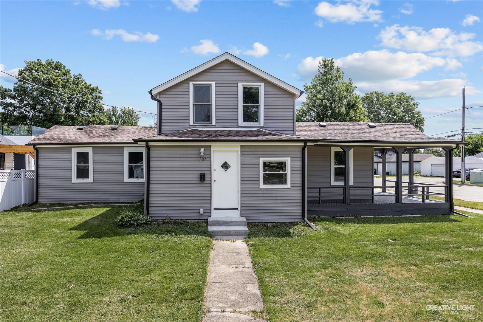 302 N Center Street Property Photo 3