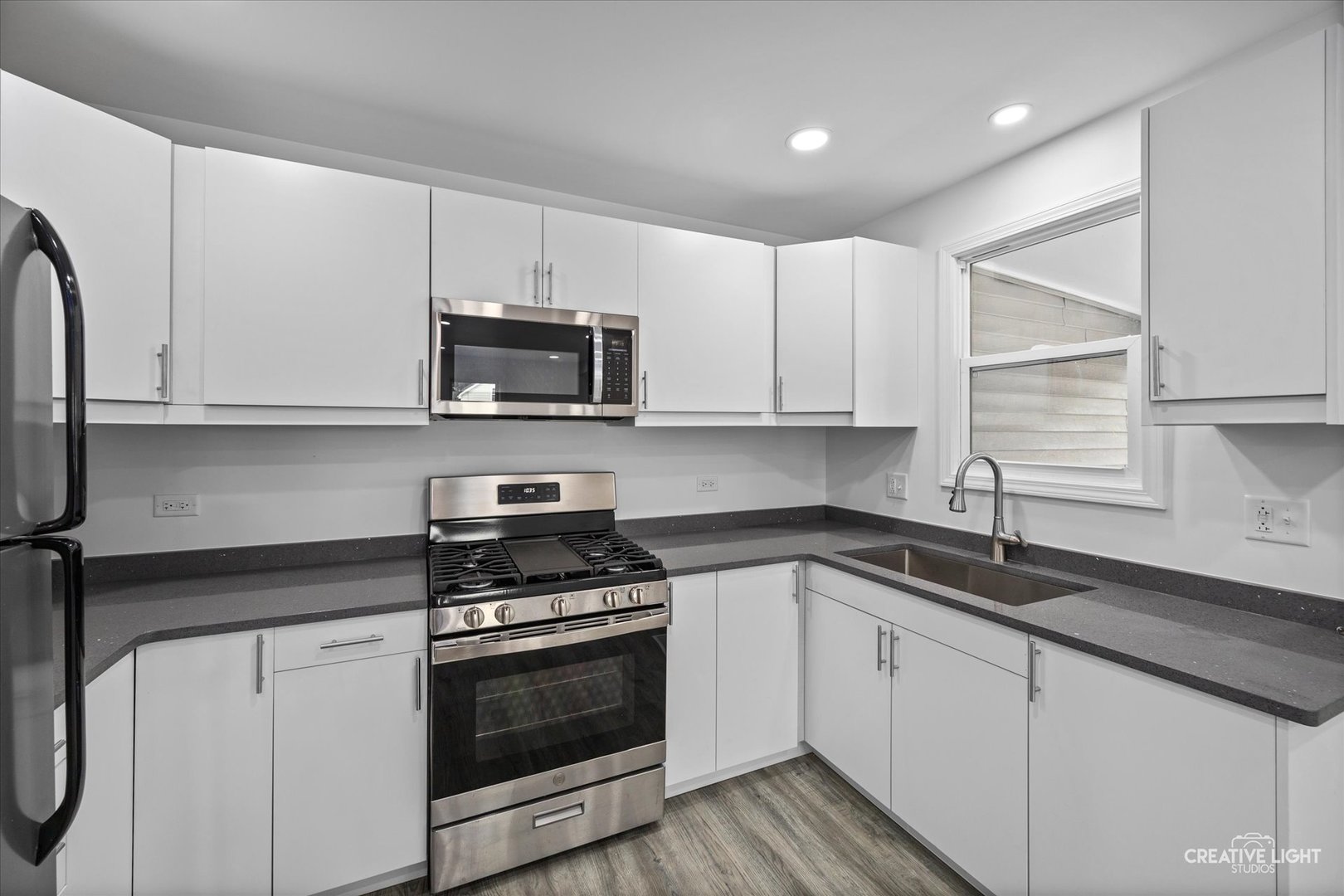 302 N Center Street Property Photo 5