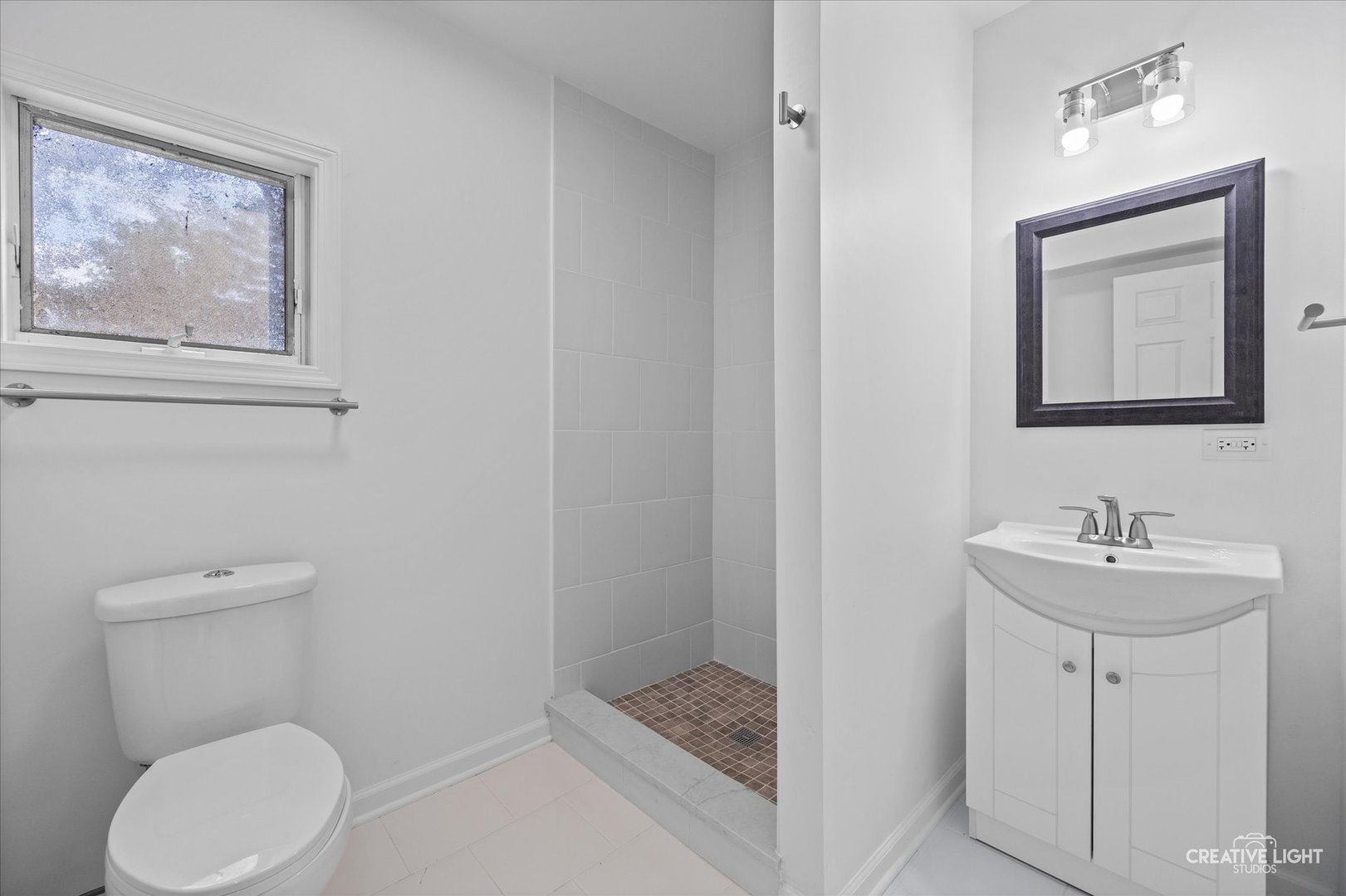 302 N Center Street Property Photo 17