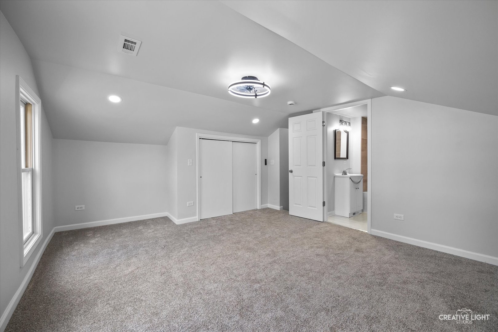 302 N Center Street Property Photo 21