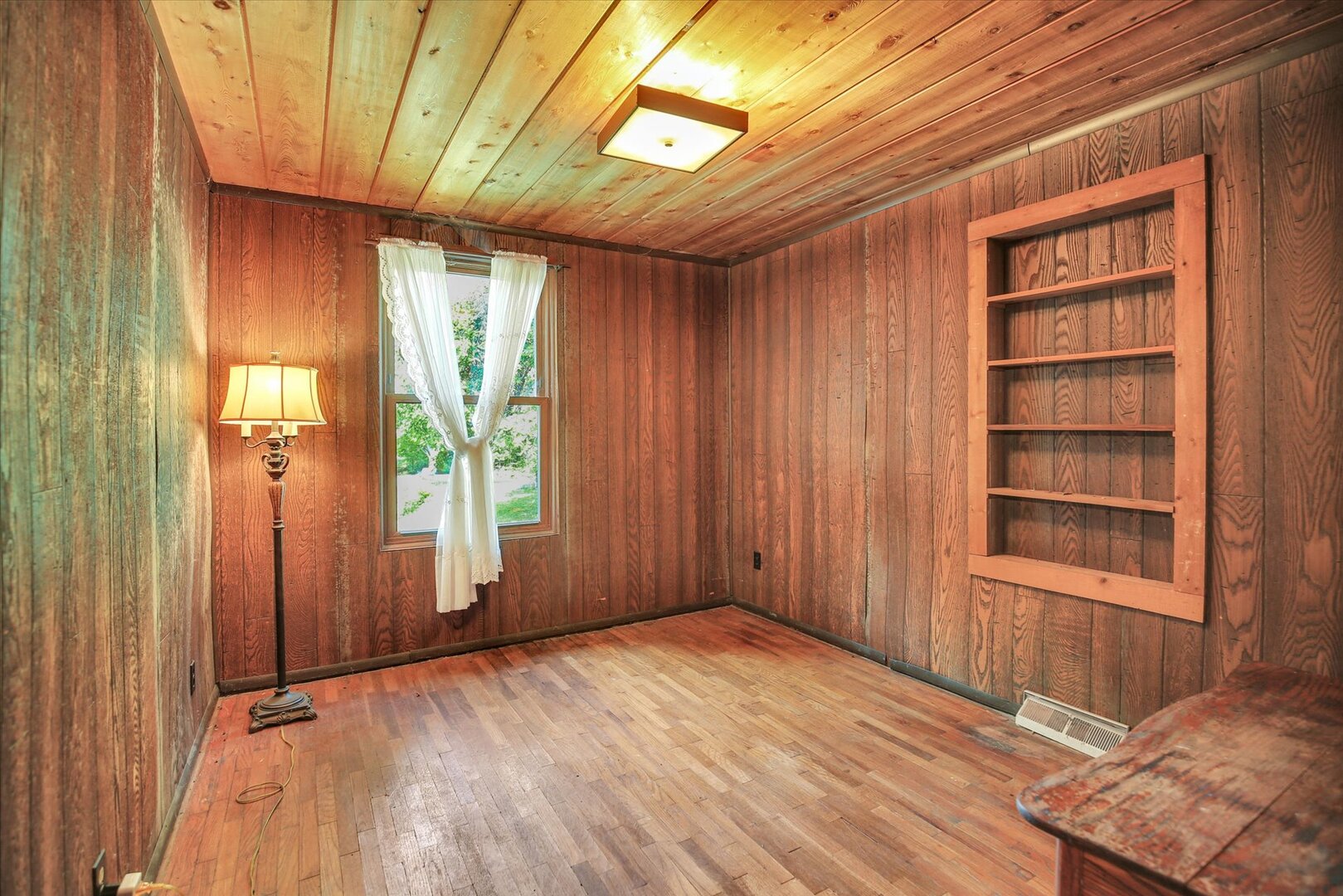 2303 County Road 1100 E Property Photo 25