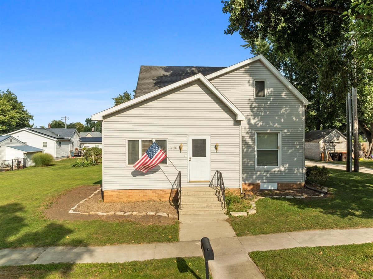 204 S Buchanan Street Property Photo 1