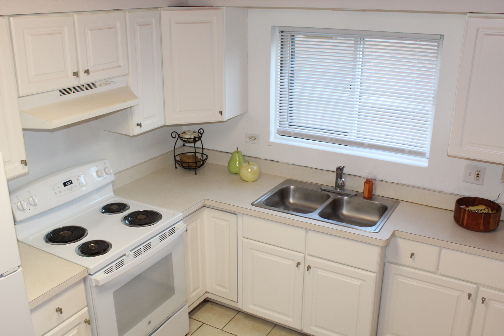 36 S 19th Avenue 2e Property Photo 7