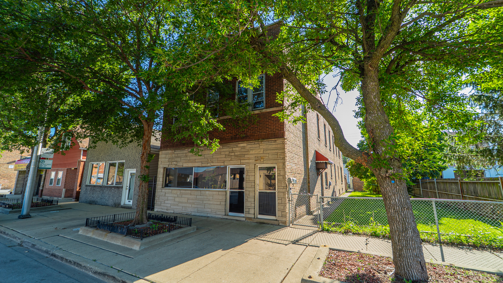 13351 S Baltimore Avenue Property Photo 4