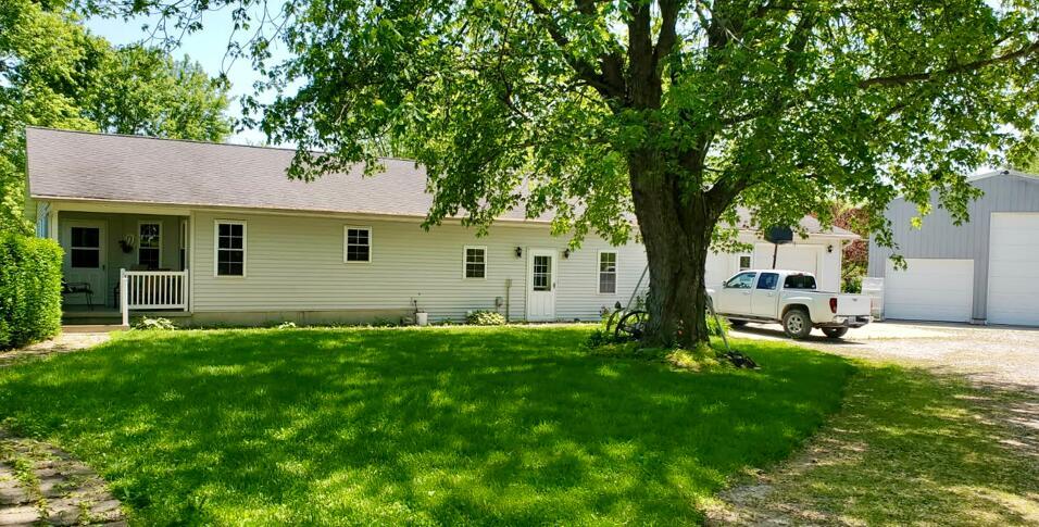 15772 E 1000th Avenue Property Photo 1