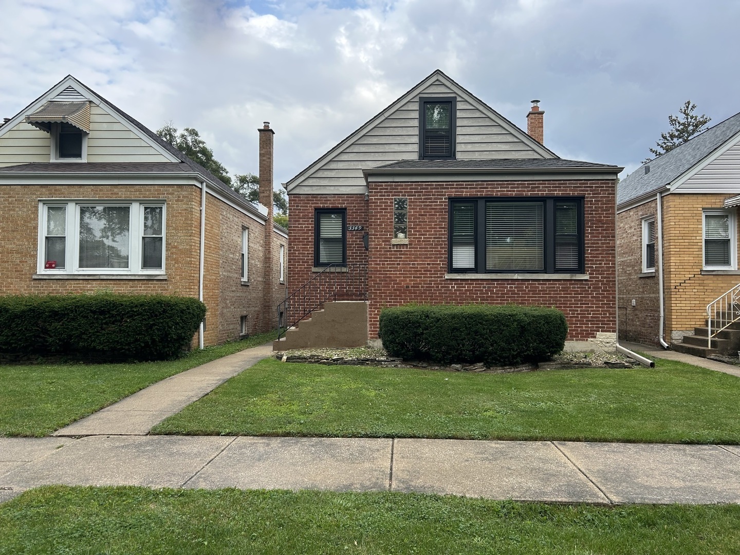 3349 N Pioneer Avenue Property Photo 1