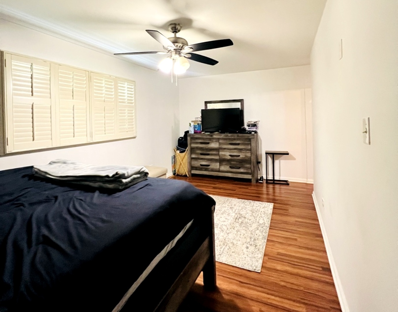 8605 Leclaire Avenue Property Photo 12