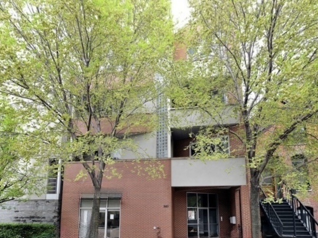 945 W Huron Street Property Photo 5