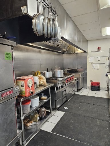 12460939 Property Photo 3