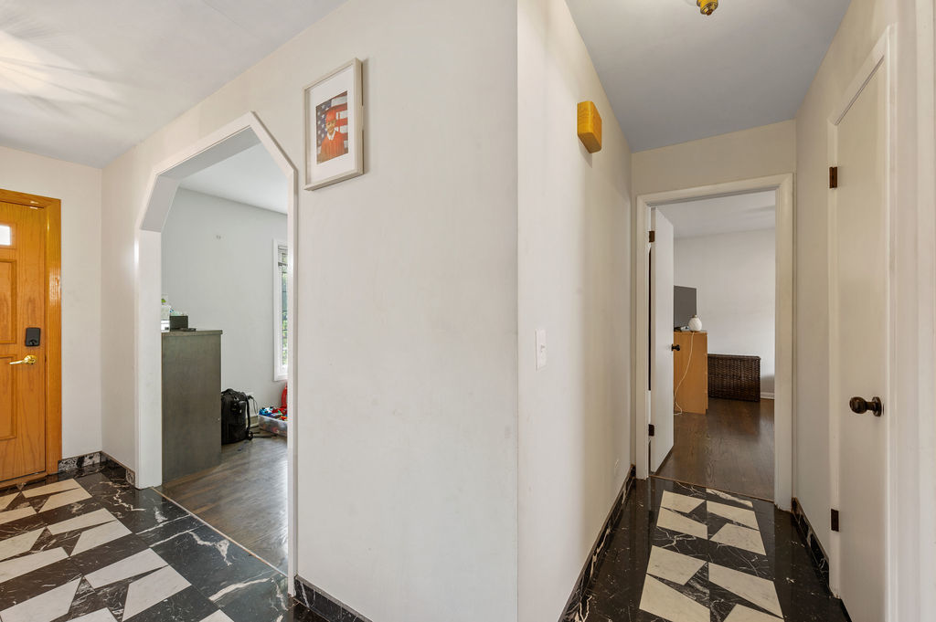 9740 Linn Avenue Property Photo 12
