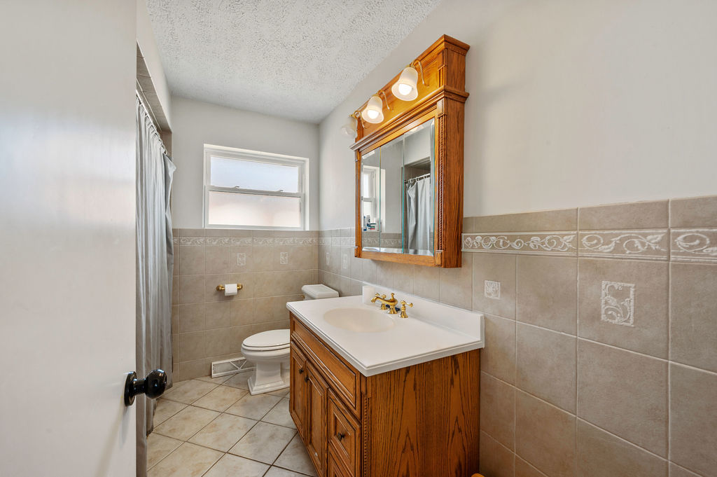9740 Linn Avenue Property Photo 17