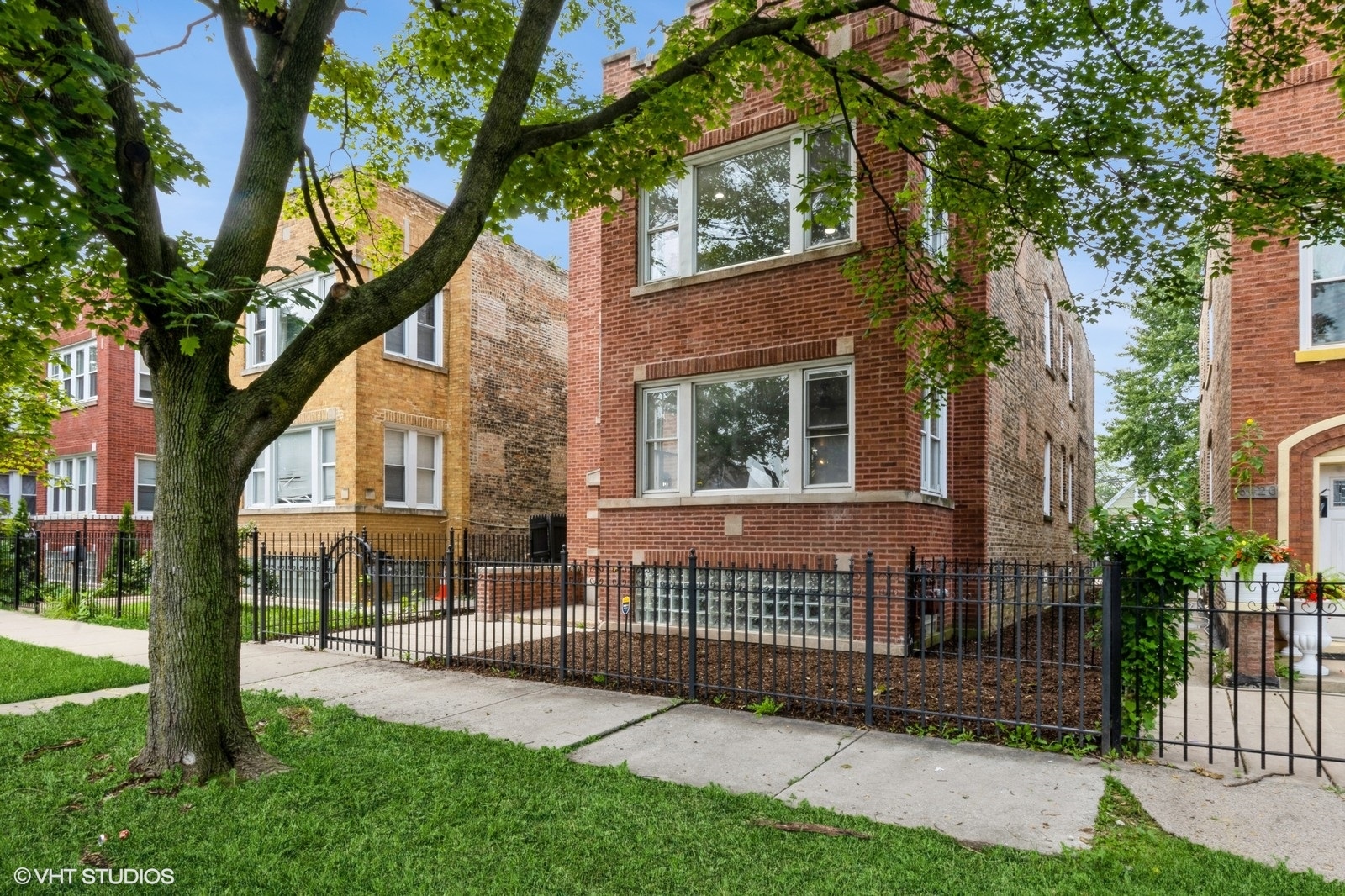 6424 S Richmond Street Property Photo 2