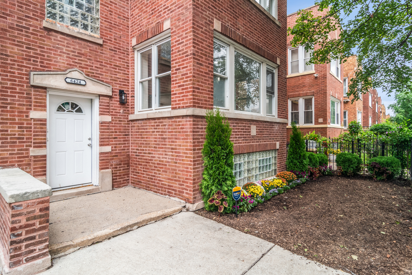 6424 S Richmond Street Property Photo 4