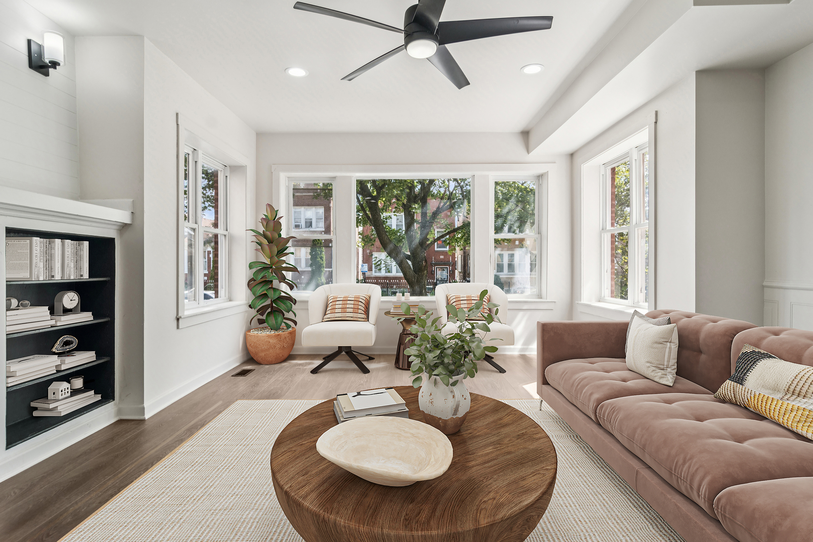 6424 S Richmond Street Property Photo 6