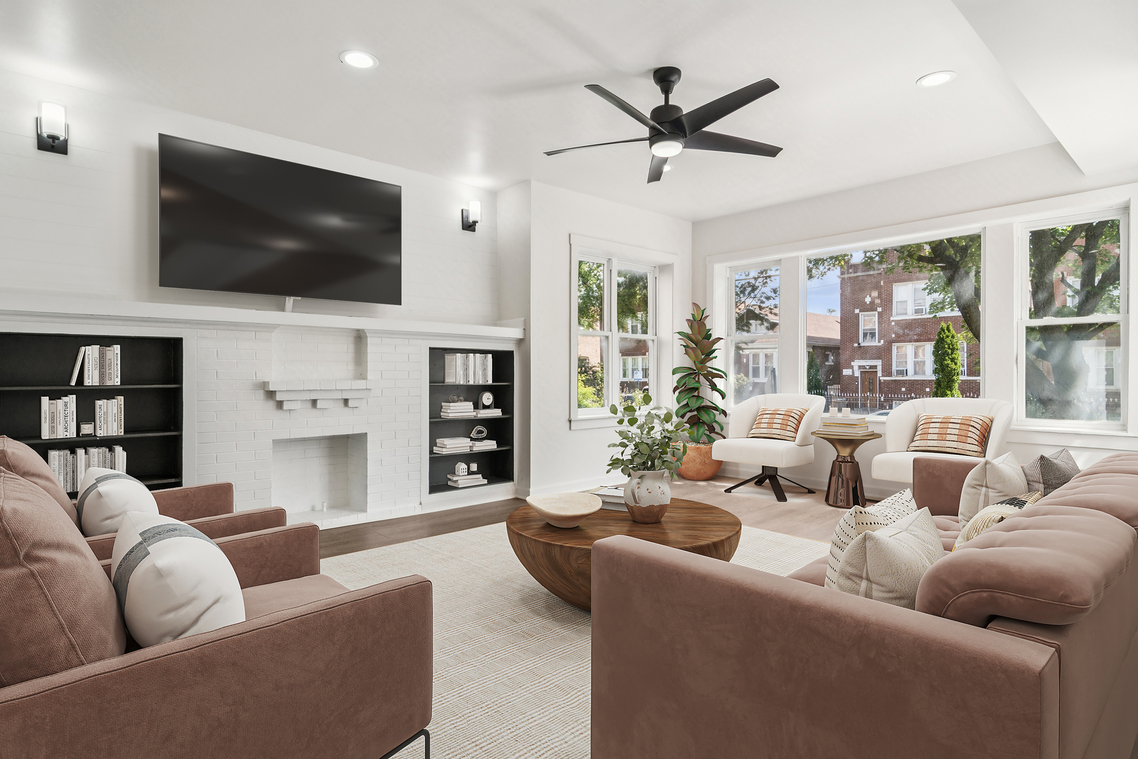 6424 S Richmond Street Property Photo 8