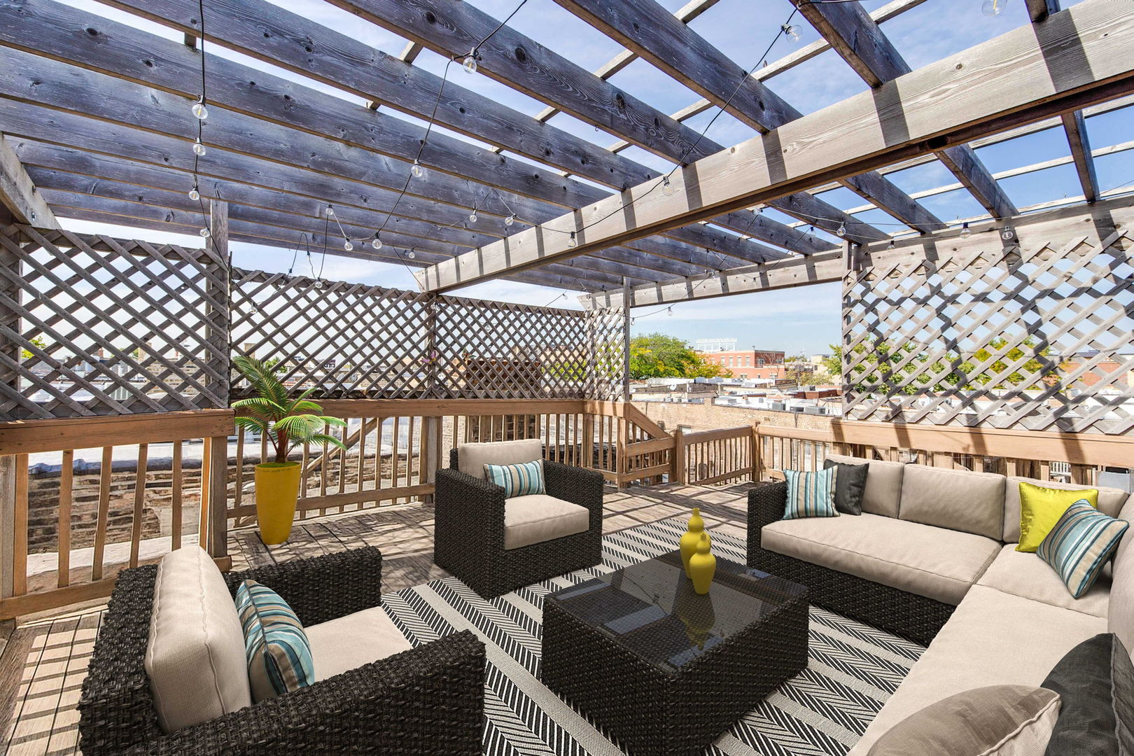 902 W Newport Avenue Property Photo 29