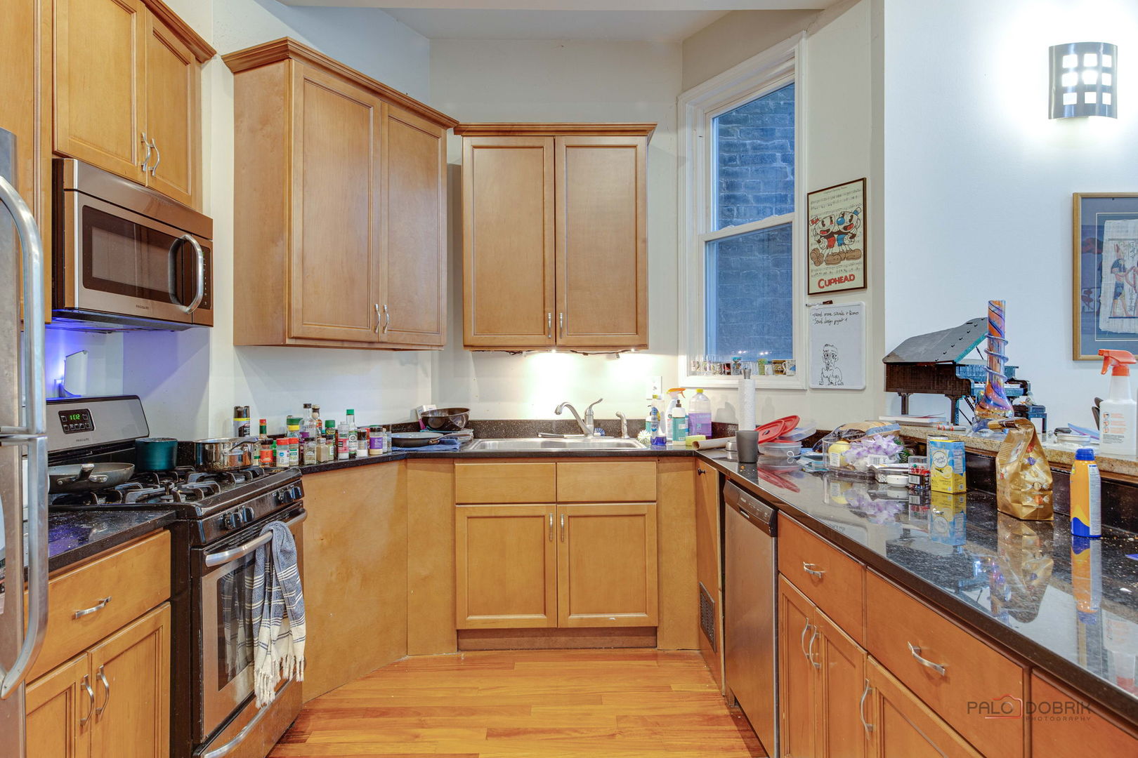 902 W Newport Avenue Property Photo 34