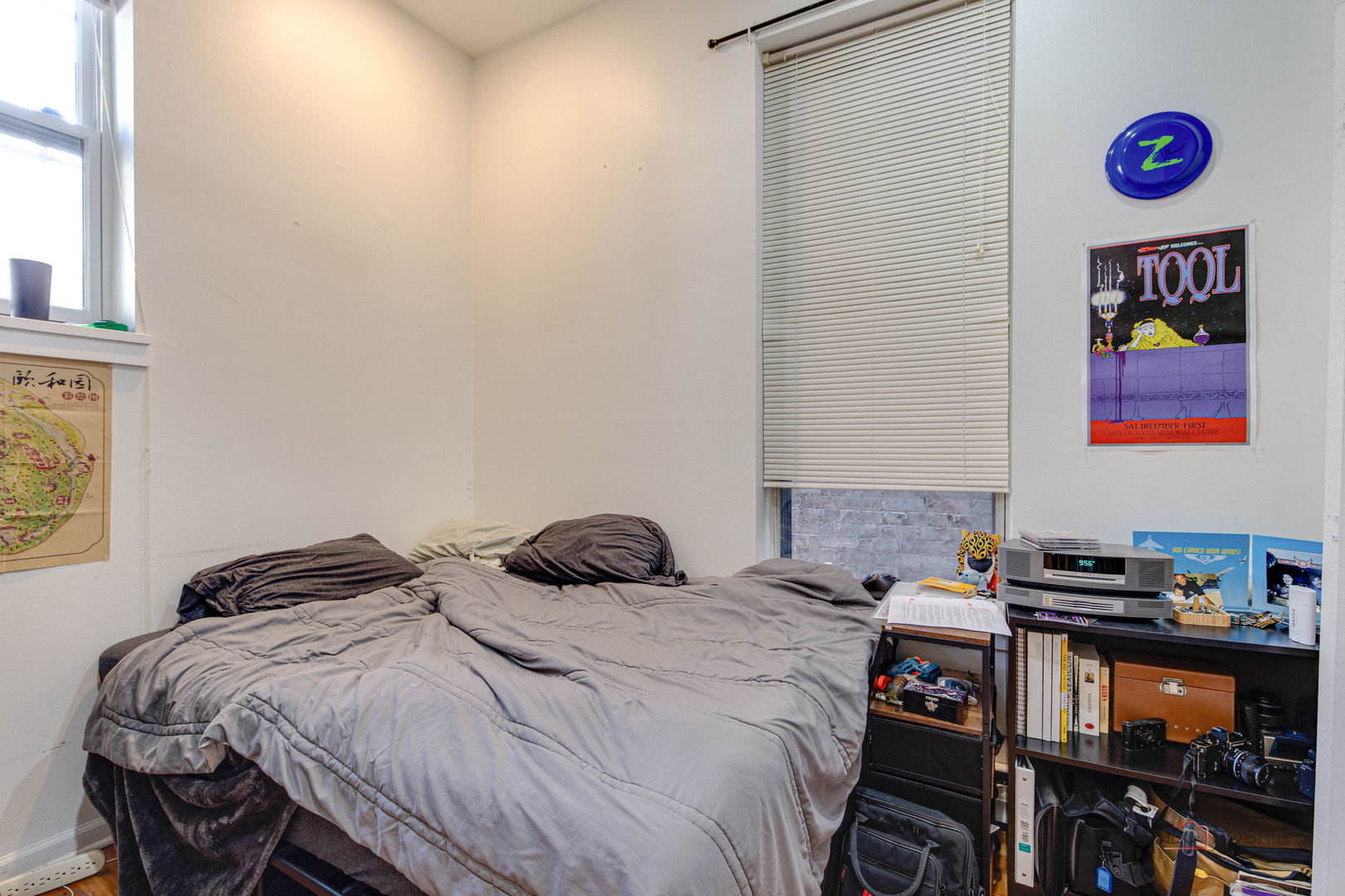 902 W Newport Avenue Property Photo 40