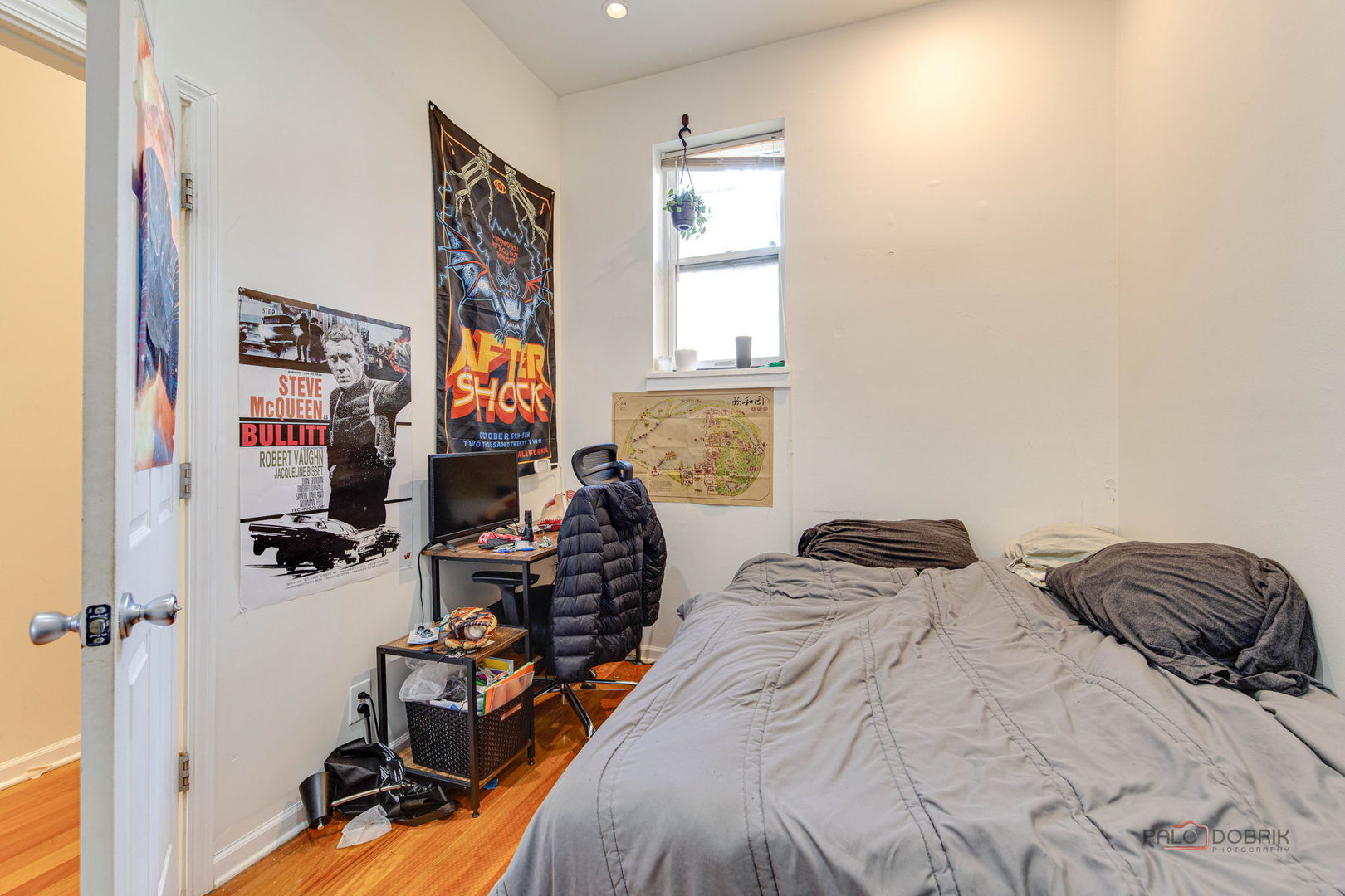 902 W Newport Avenue Property Photo 41