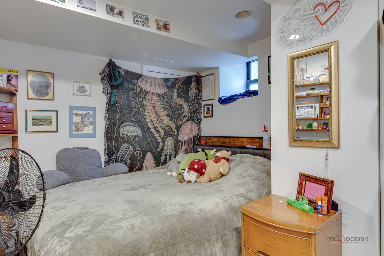 902 W Newport Avenue Property Photo 48