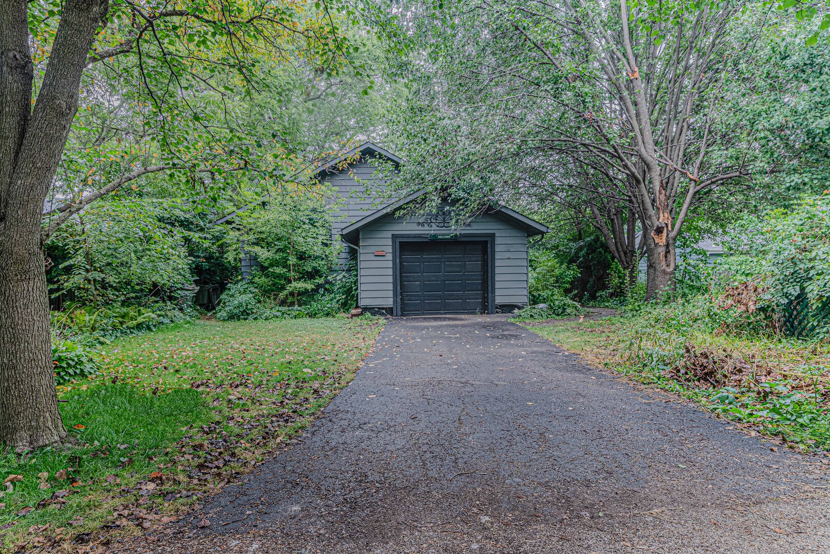 2108 Beach Drive Property Photo 1