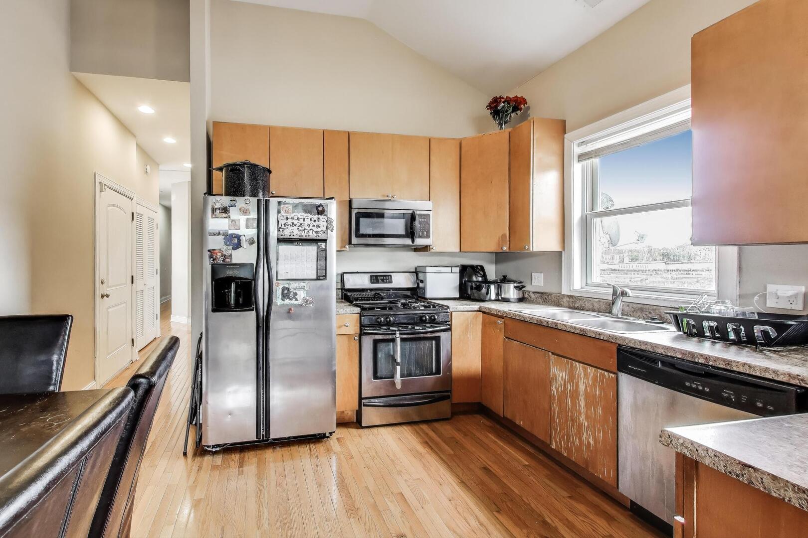 6527 S Drexel Avenue Property Photo 22