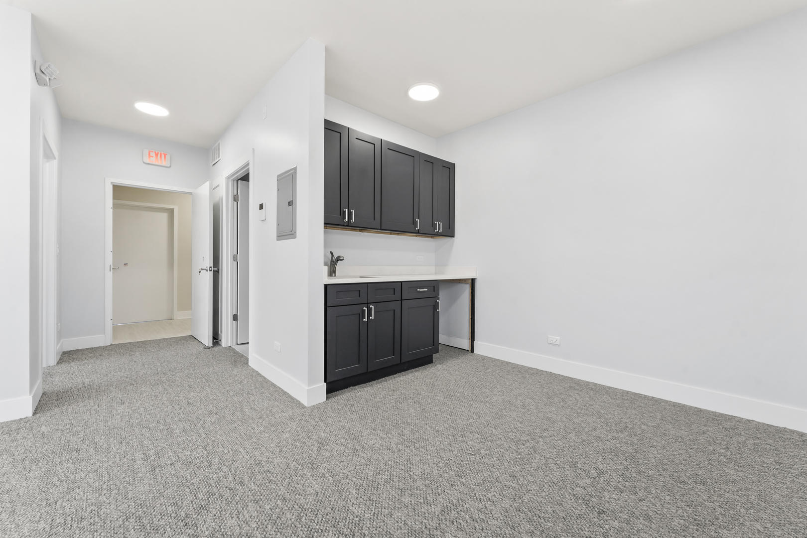 436 E Northwest Highway 220 Property Photo 5