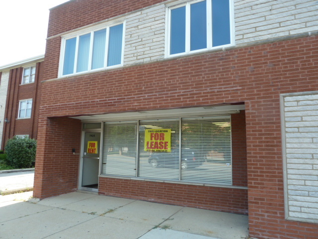 7924 S Pulaski Road 1-south Property Photo 2