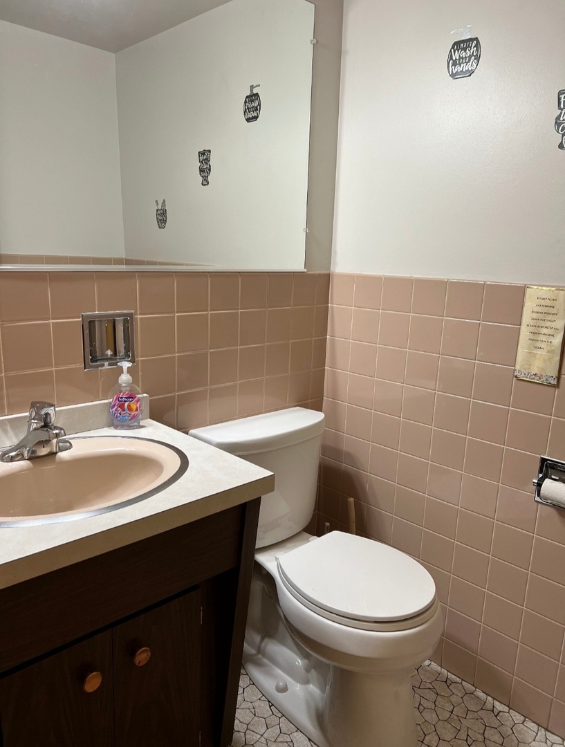 7924 S Pulaski Road 1-south Property Photo 21