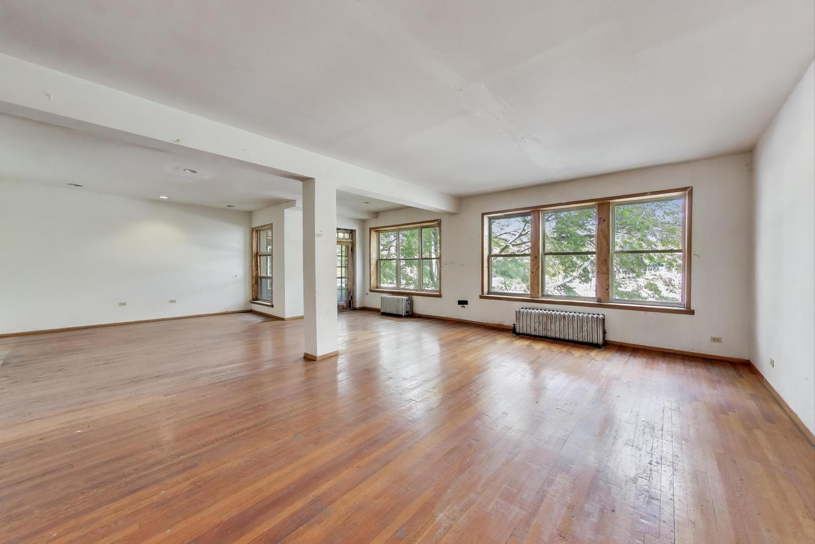 1059 E Hyde Park Boulevard 1 Property Photo 6