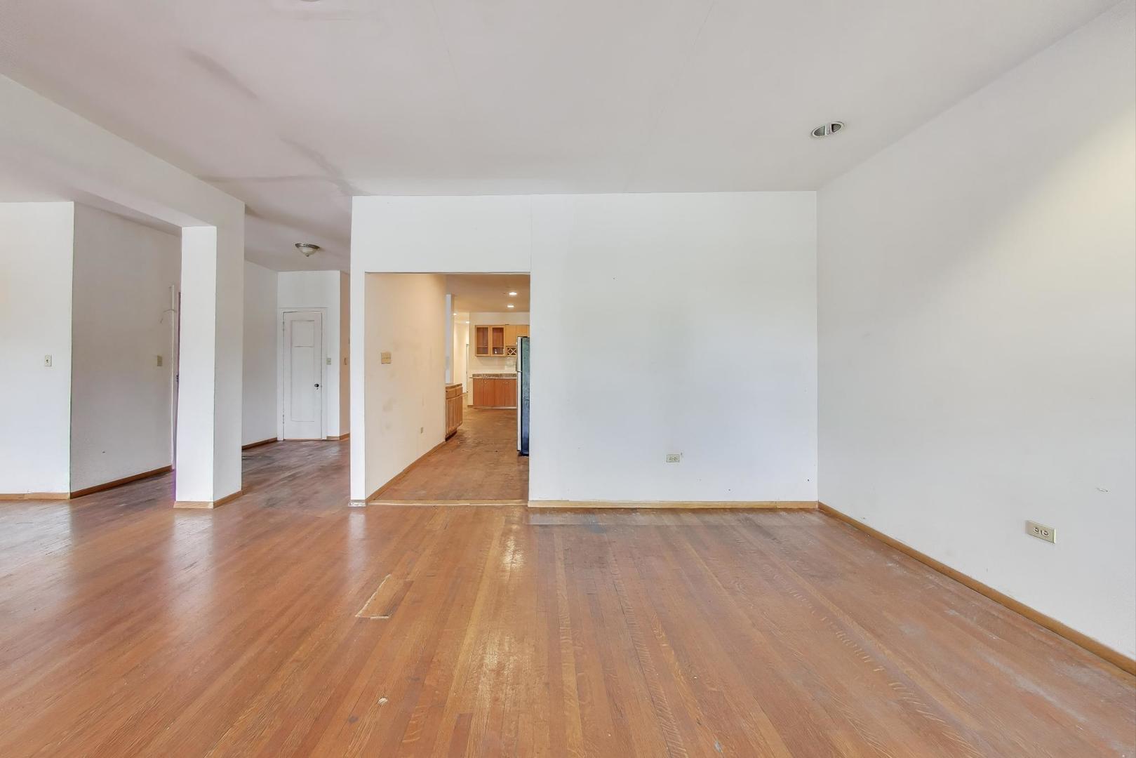 1059 E Hyde Park Boulevard 1 Property Photo 10