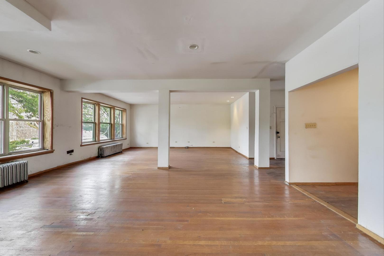 1059 E Hyde Park Boulevard 1 Property Photo 11