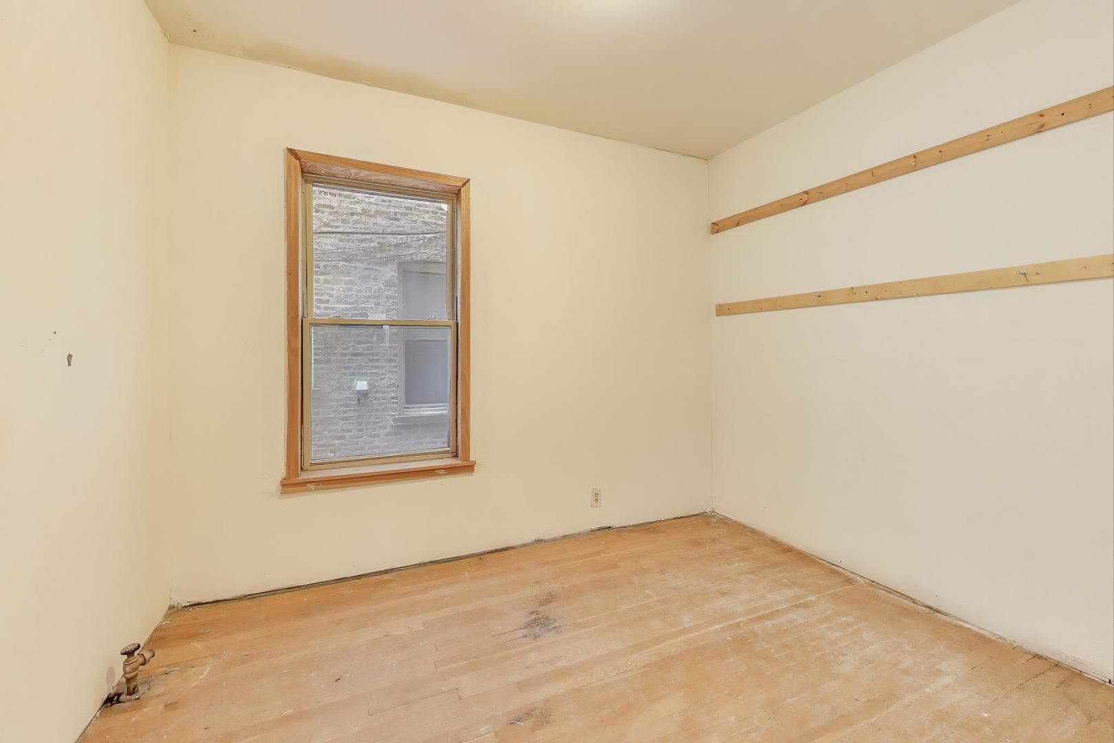 1059 E Hyde Park Boulevard 1 Property Photo 15