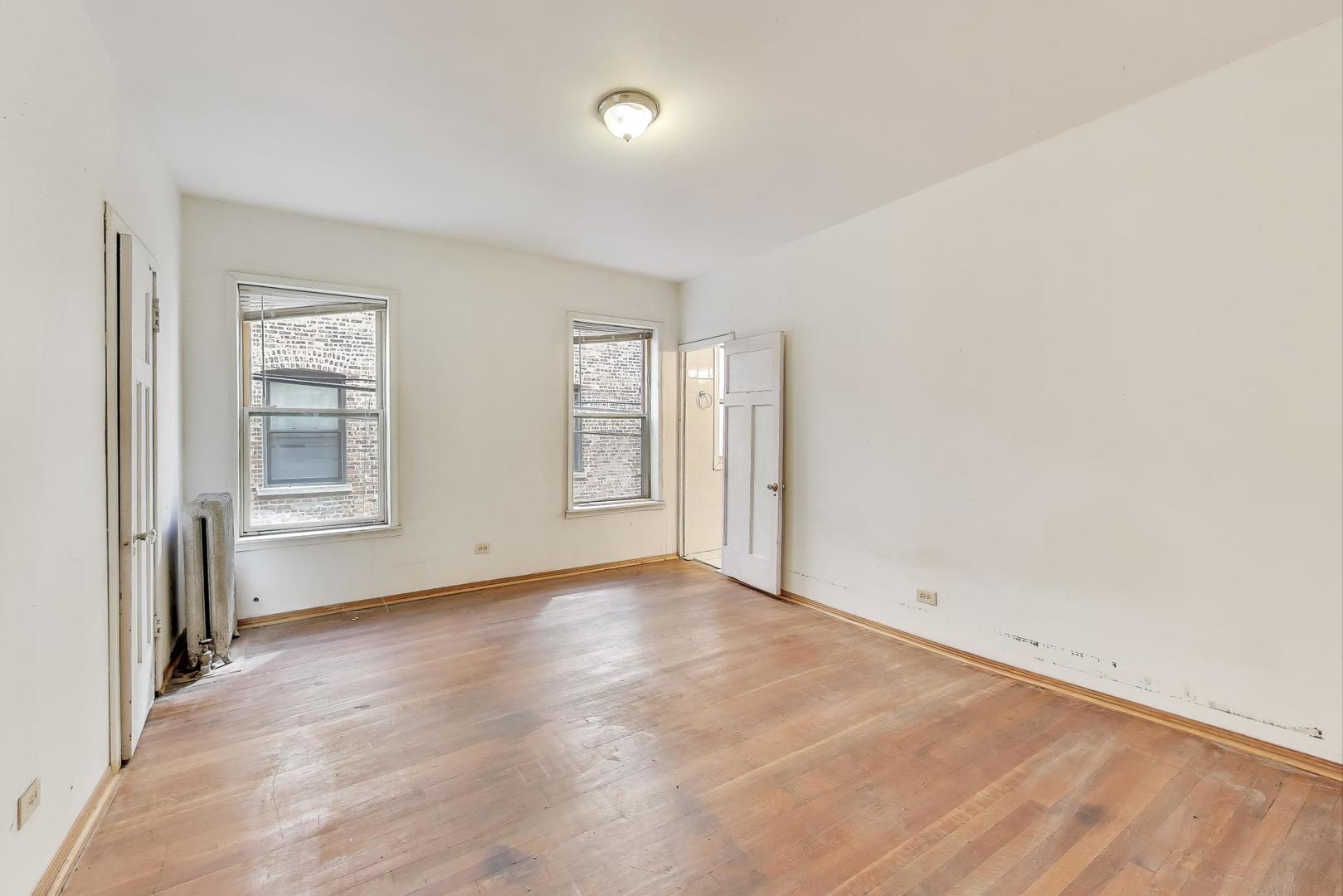 1059 E Hyde Park Boulevard 1 Property Photo 17