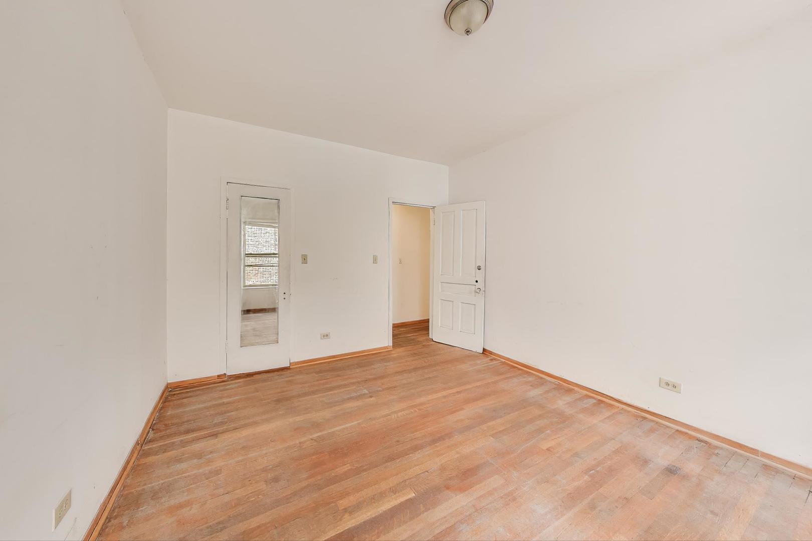 1059 E Hyde Park Boulevard 1 Property Photo 24