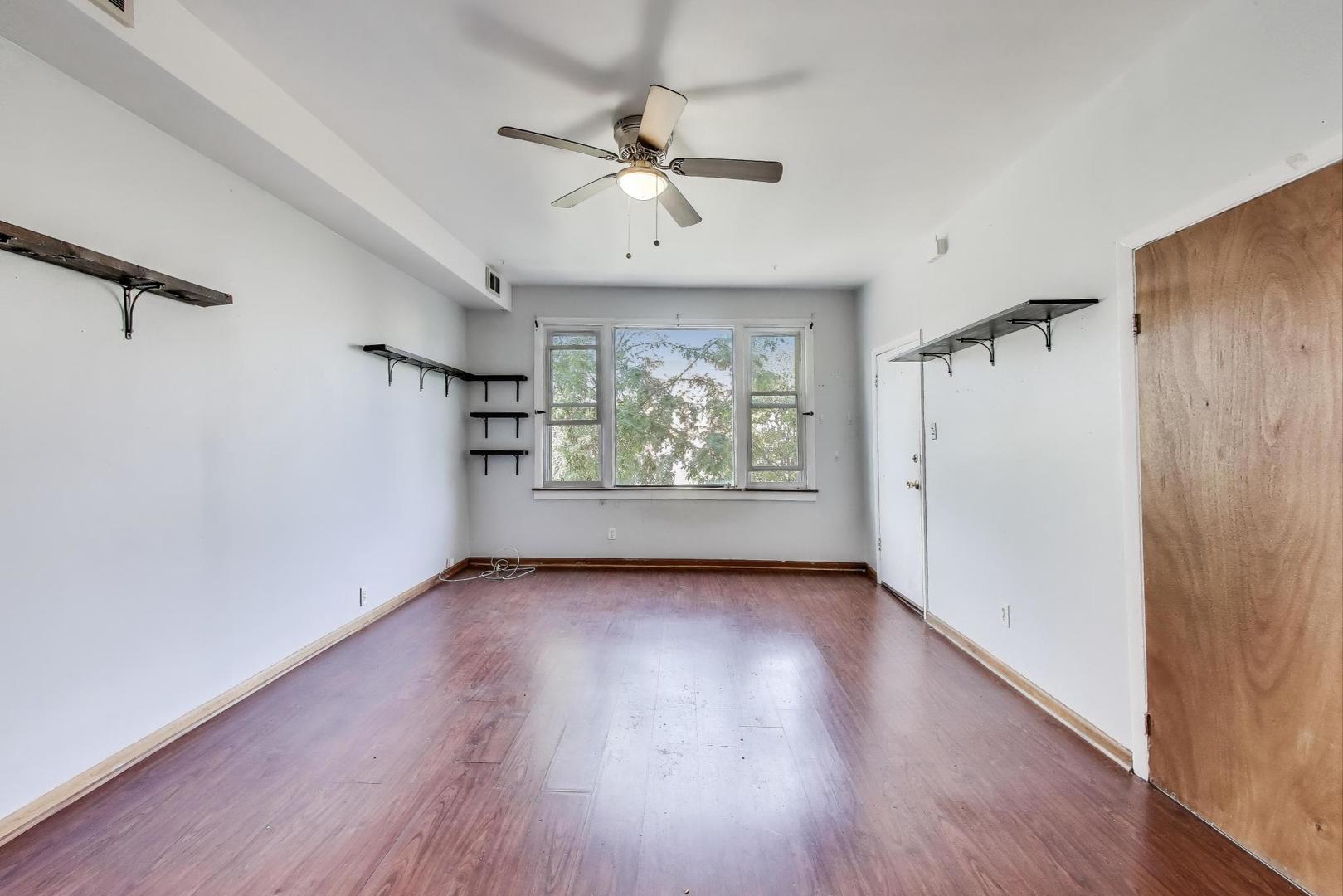 2417 N Washtenaw Avenue Property Photo 18