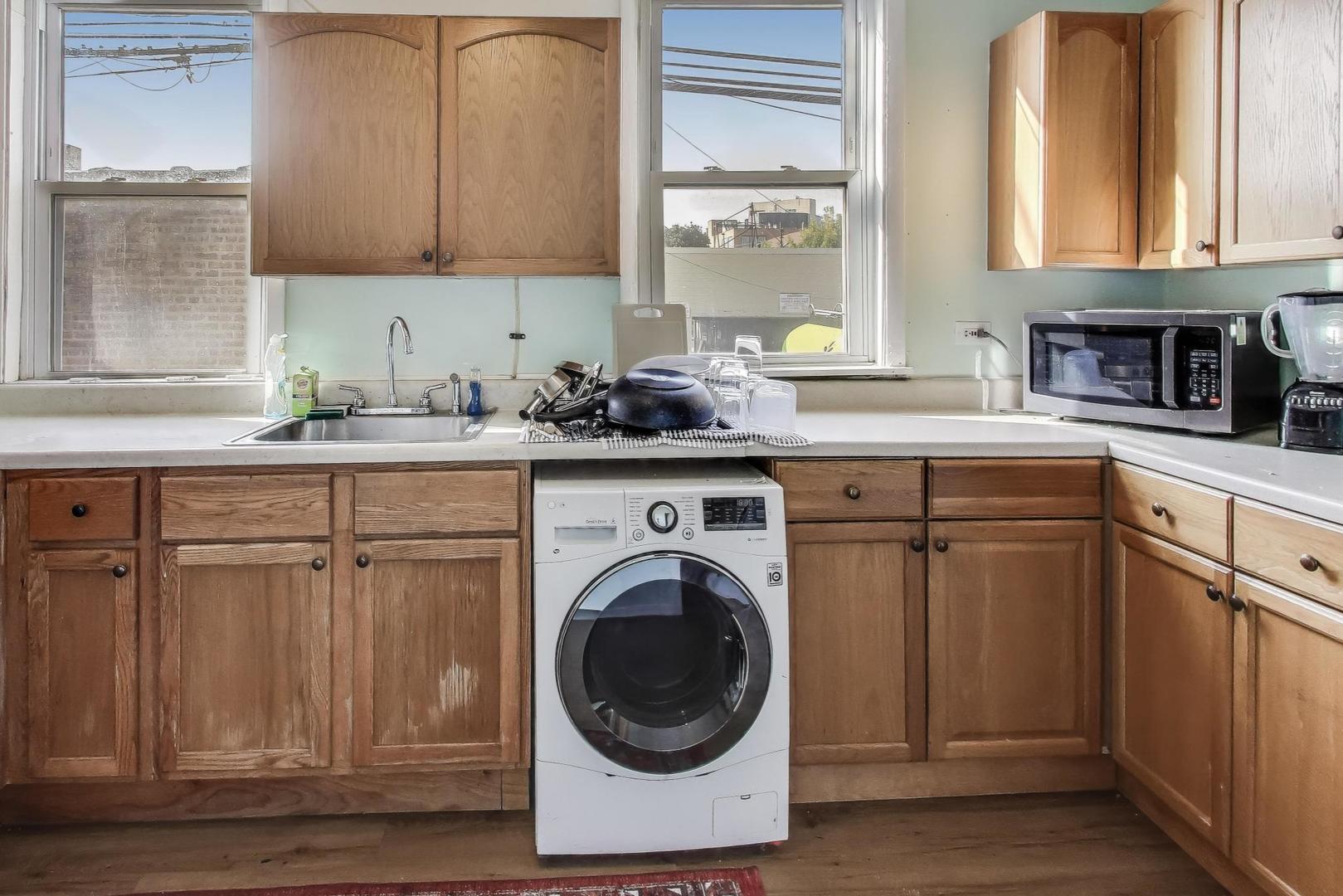 2417 N Washtenaw Avenue Property Photo 26