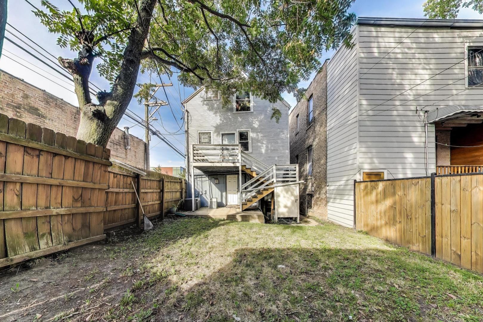 2417 N Washtenaw Avenue Property Photo 32