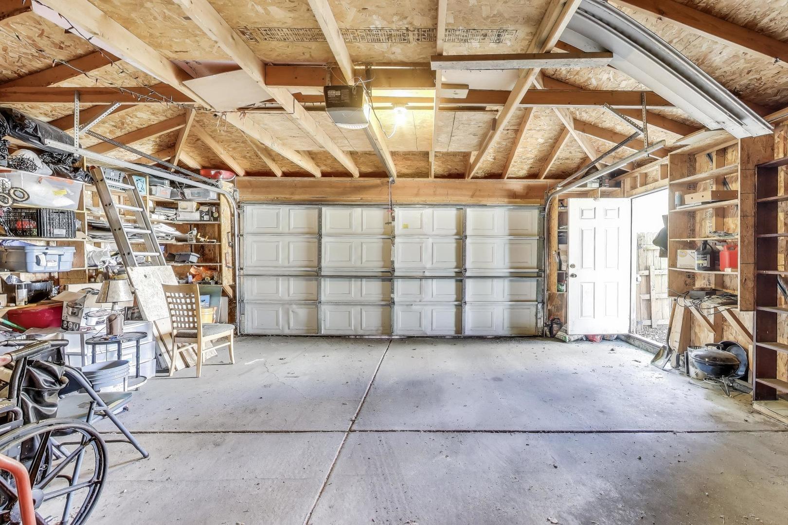 2417 N Washtenaw Avenue Property Photo 34