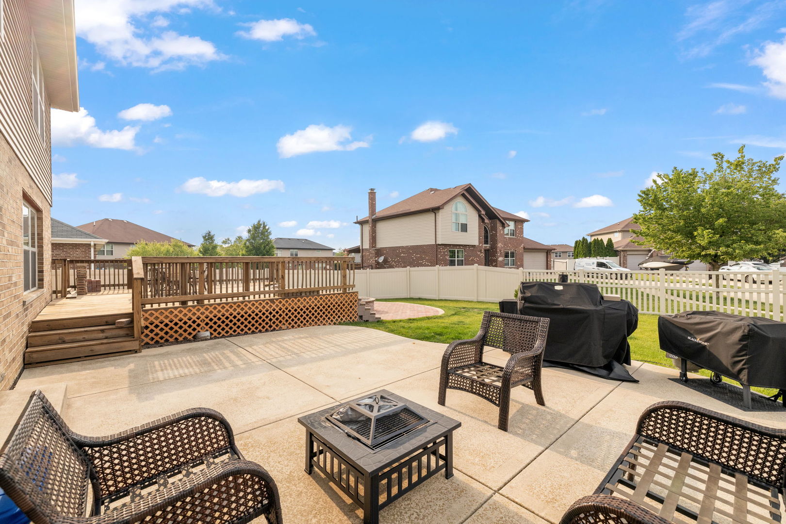 15826 Chippewa Lane Property Photo 17