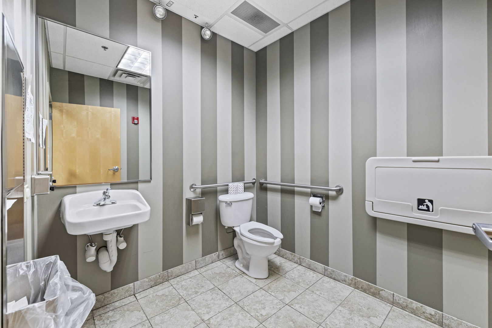 401 Harrison Street Property Photo 16