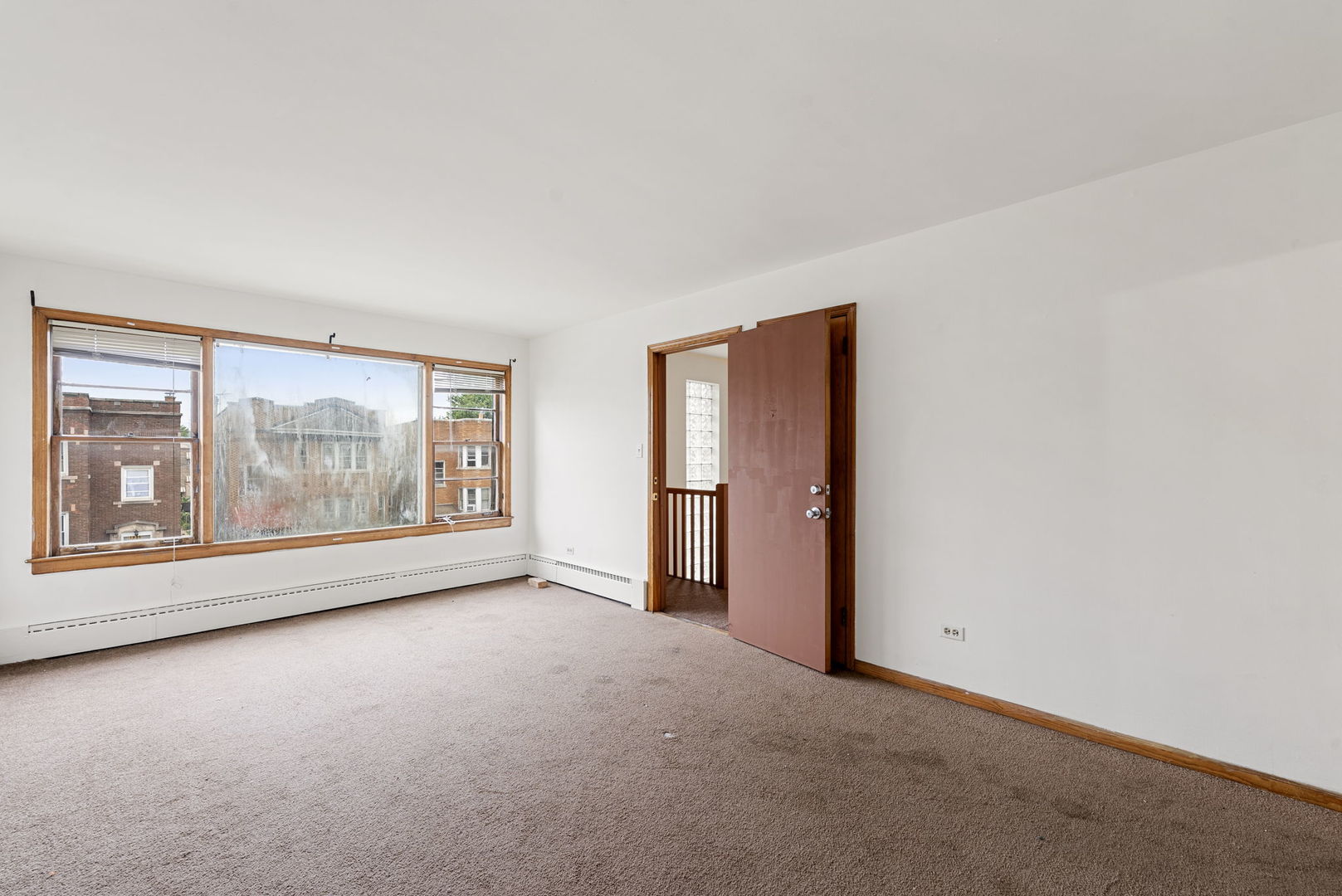 1833 Oak Park Avenue Property Photo 5