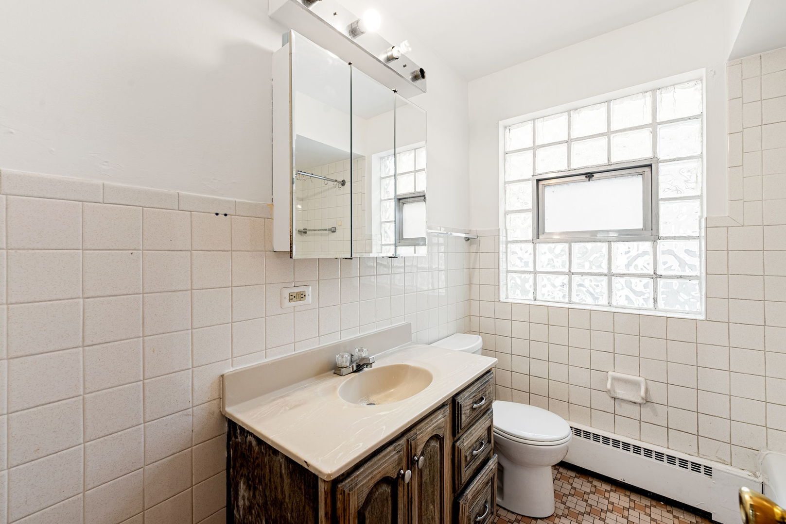 1833 Oak Park Avenue Property Photo 13